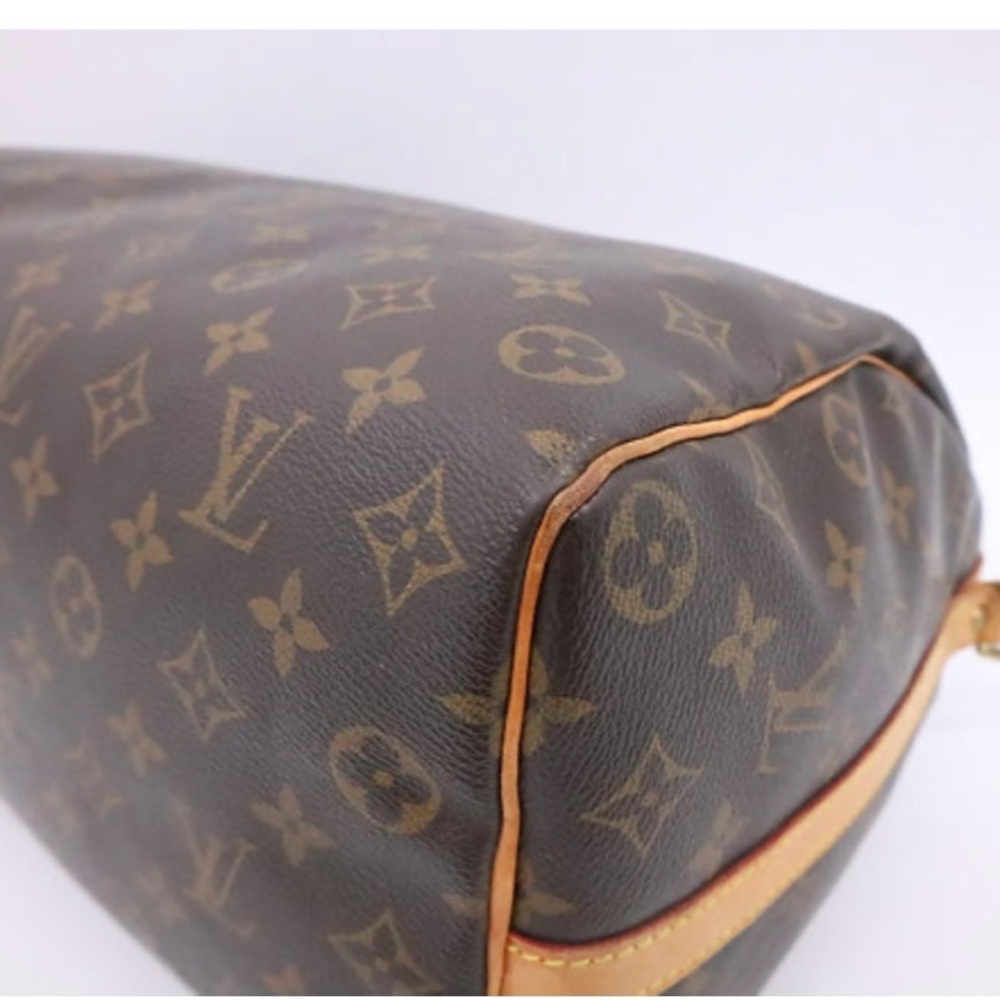 Louis Vuitton Brown Monogram Canvas Speedy Bandoulière Bag with Tan Trim - Picture 6 of 10